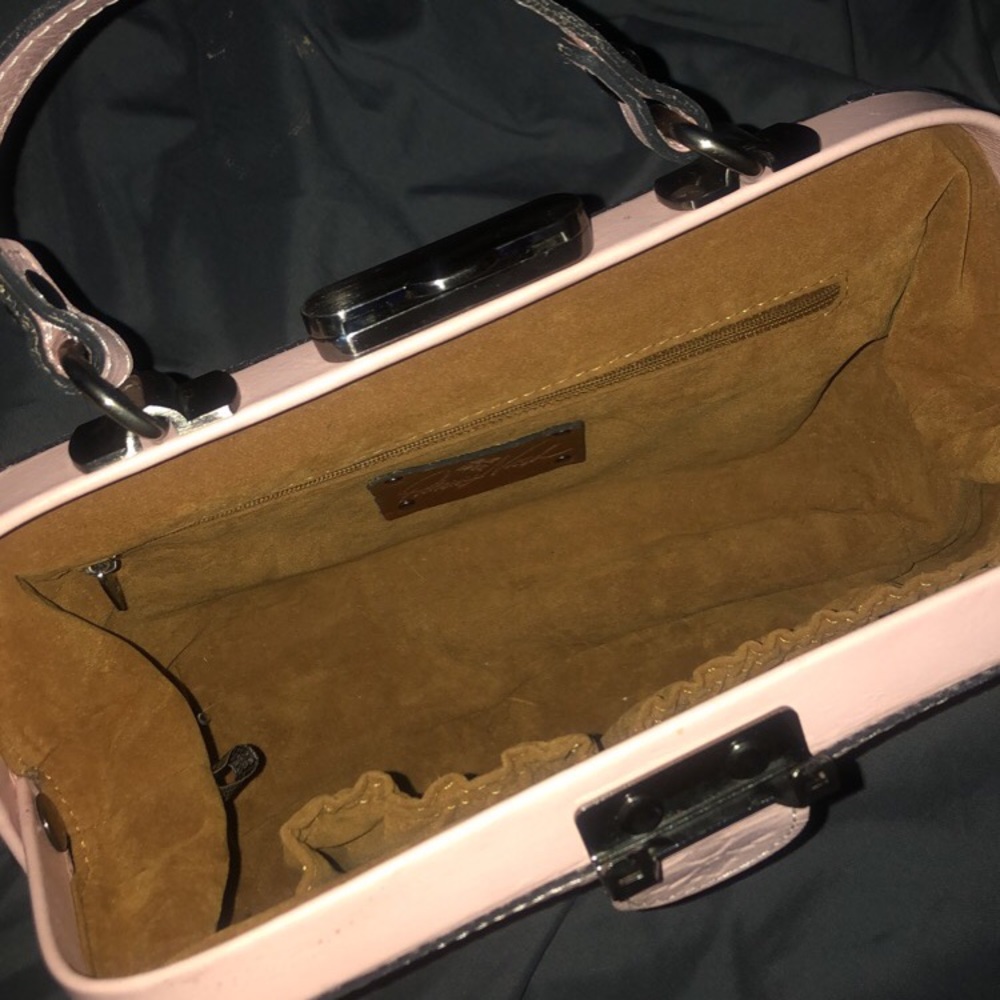 Pink purse<3 - Picture 4 of 4